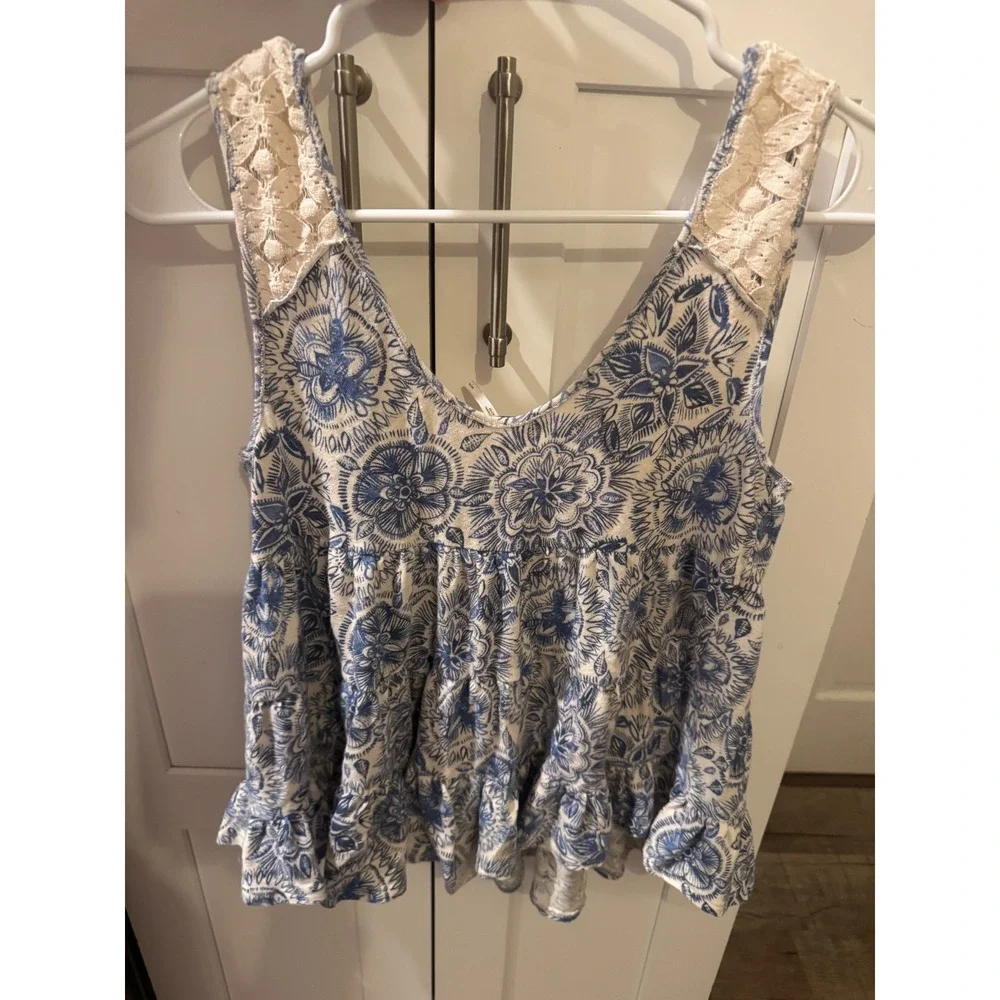 Free People‎ Blue White Floral Crochet Lace Babydoll Tank Top Small Boho Ruffle